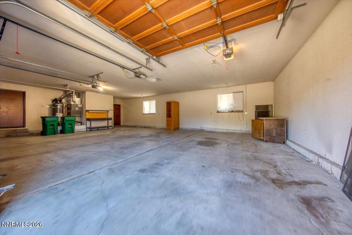 1585 Twin Oaks Road