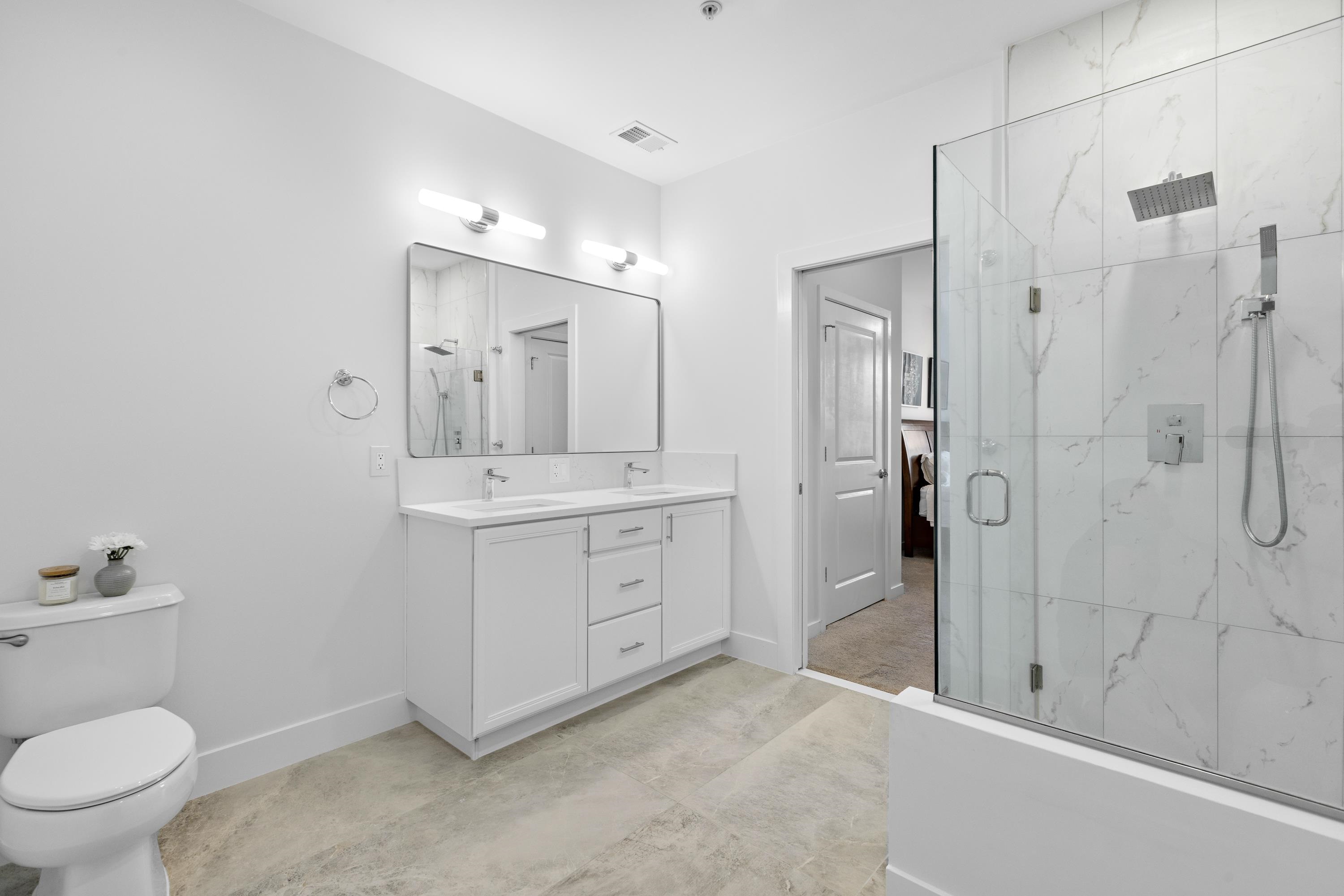 443 2ND ST Unit: 307