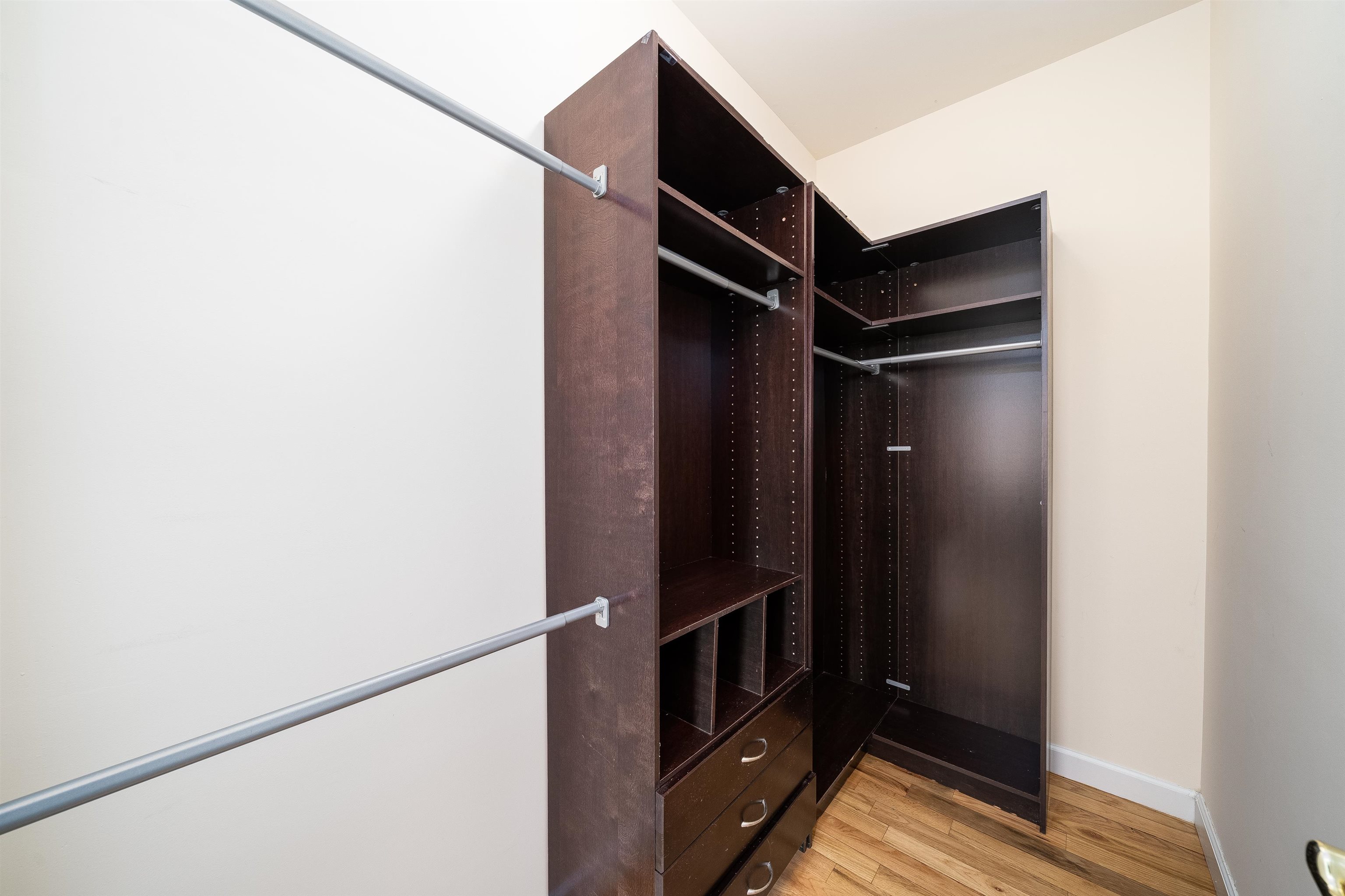 620 38TH ST Unit: 903