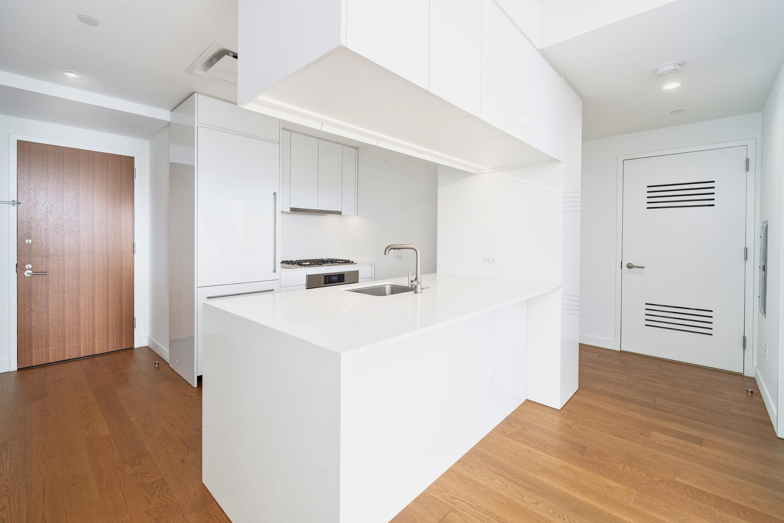 99 HUDSON ST Unit: 1305