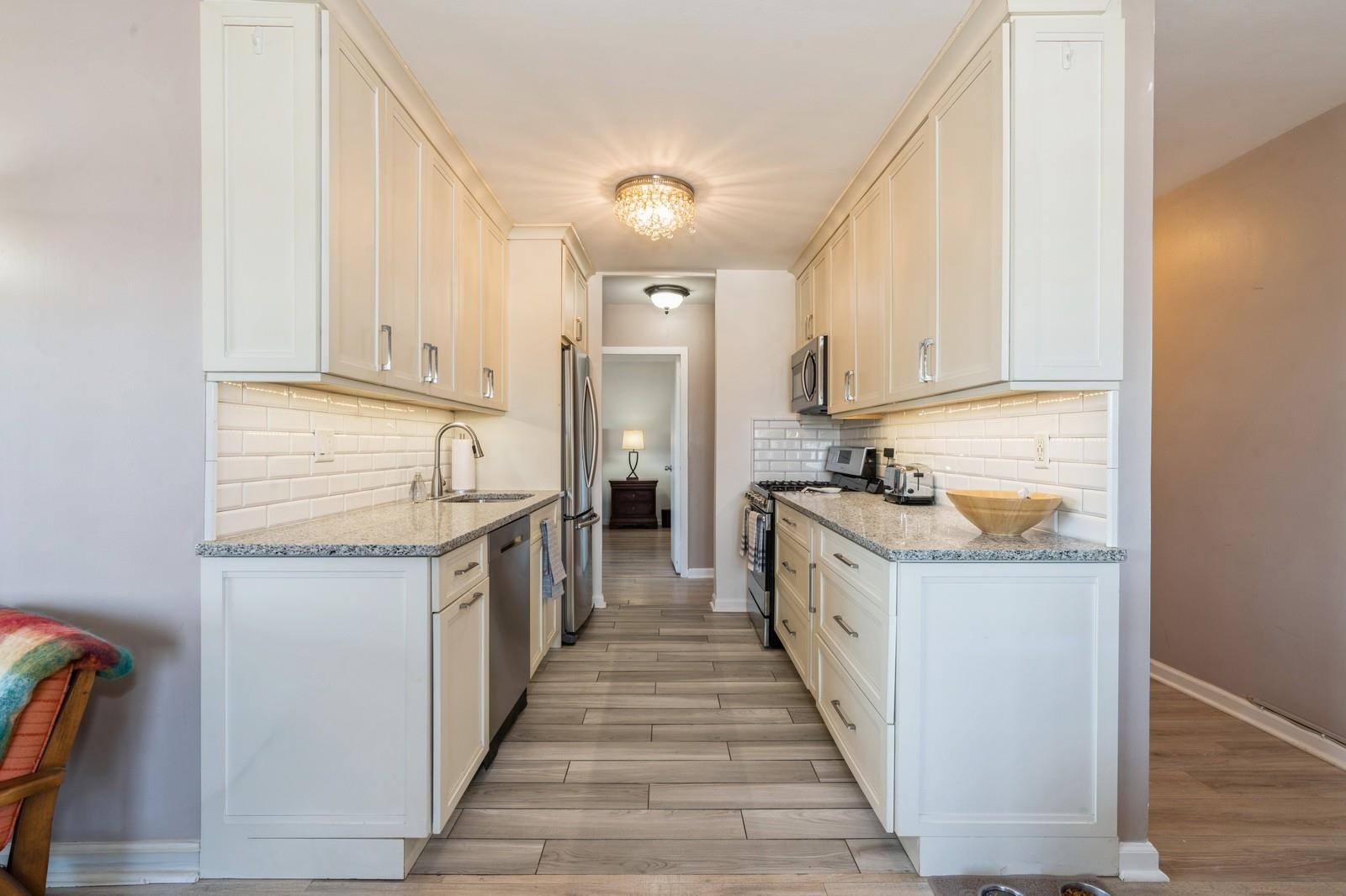 285 AYCRIGG AVE Unit: 6E