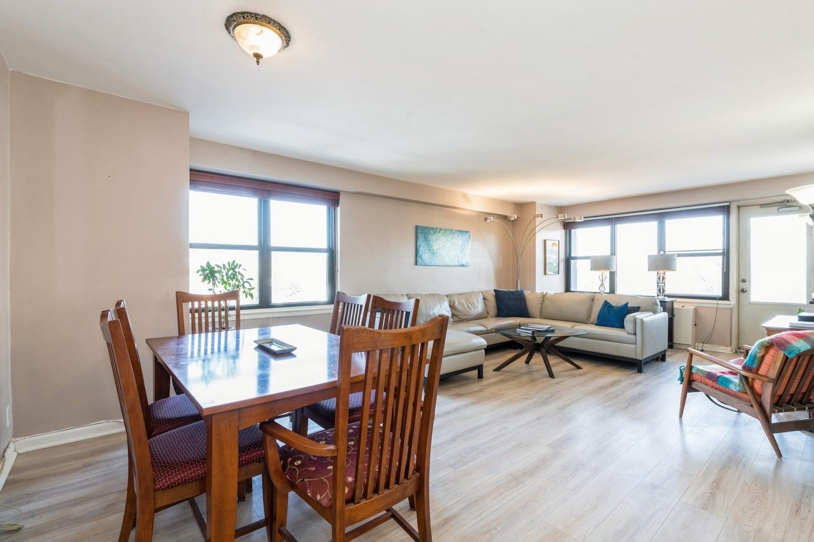 285 AYCRIGG AVE Unit: 6E