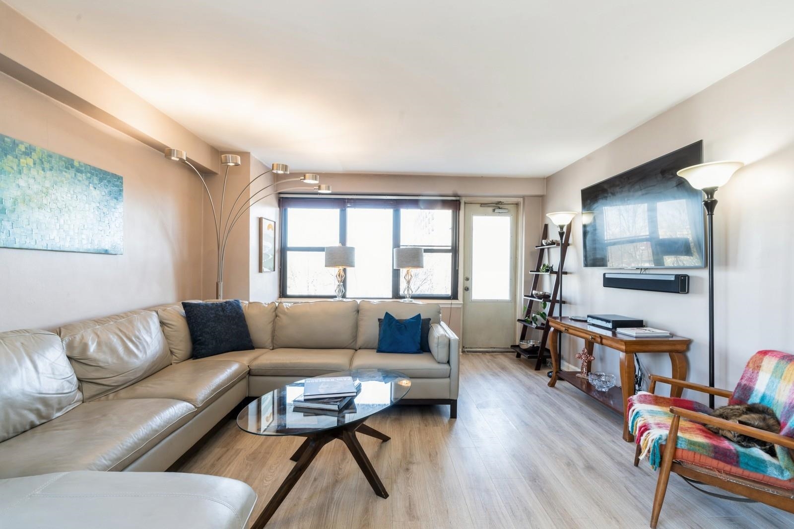 285 AYCRIGG AVE Unit: 6E