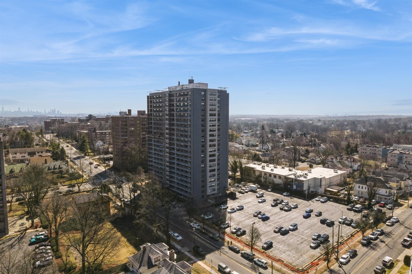 285 AYCRIGG AVE Unit: 6E