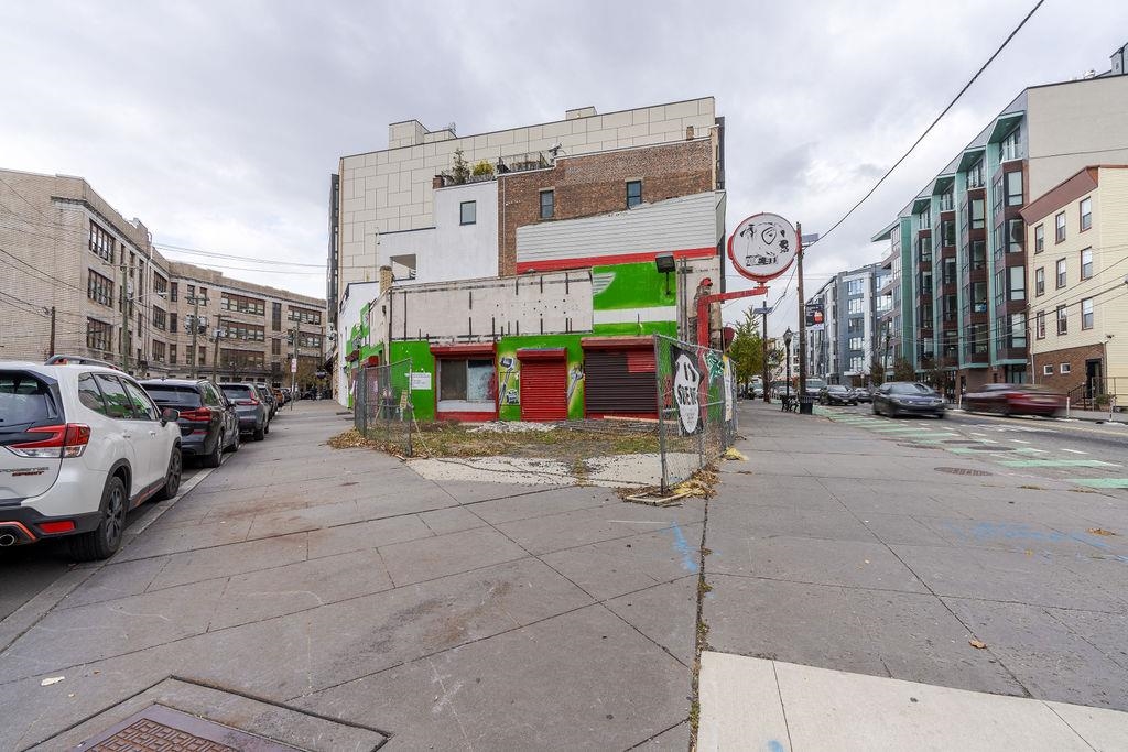 325-329 NEWARK AVE