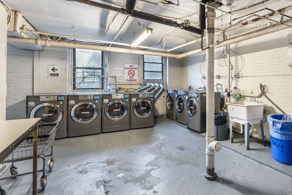 260 HARRISON AVE Unit: 206