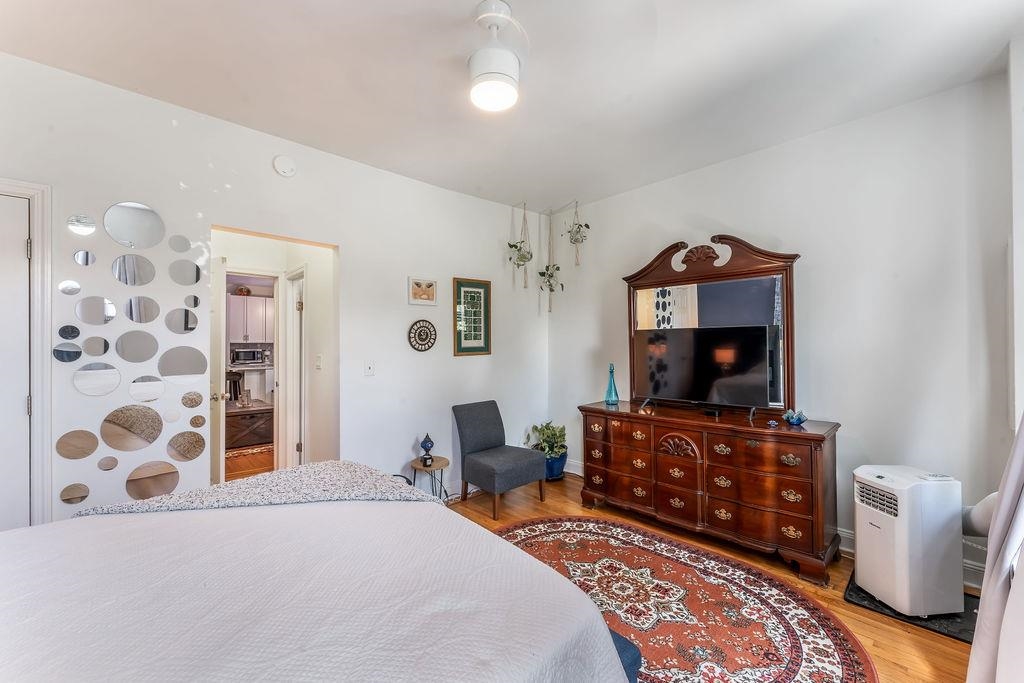 260 HARRISON AVE Unit: 206