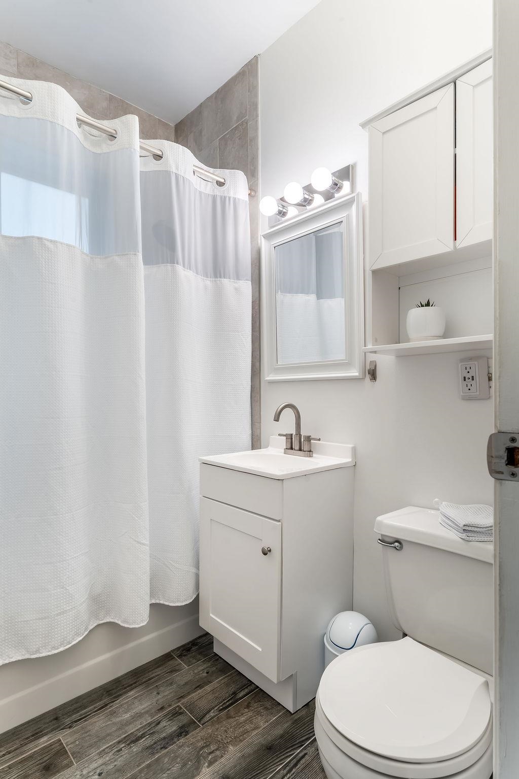260 HARRISON AVE Unit: 206