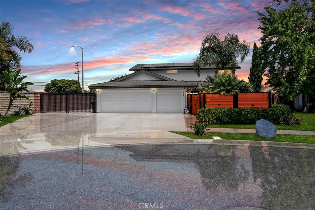 2798 Redwing Circle