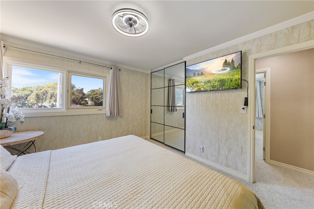 2798 Redwing Circle