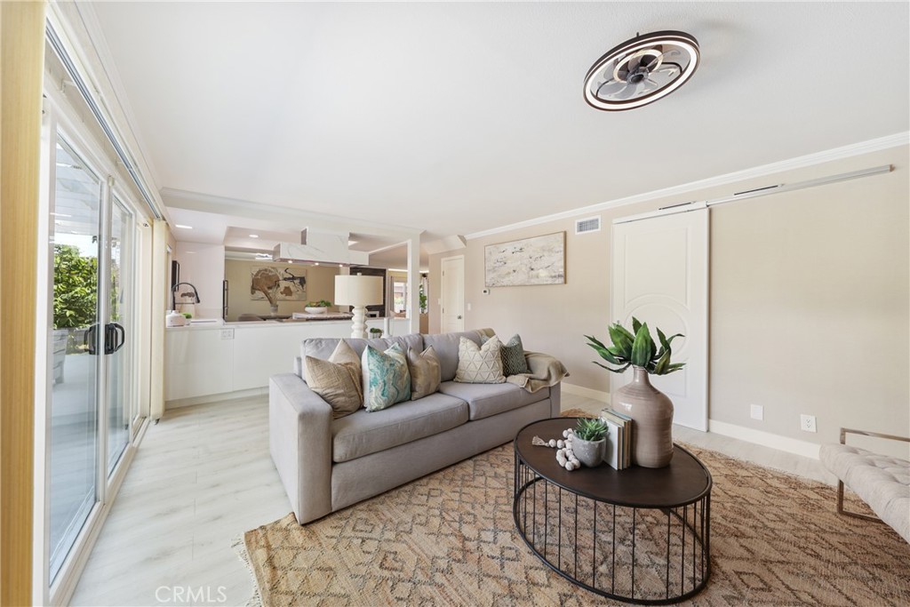 2798 Redwing Circle