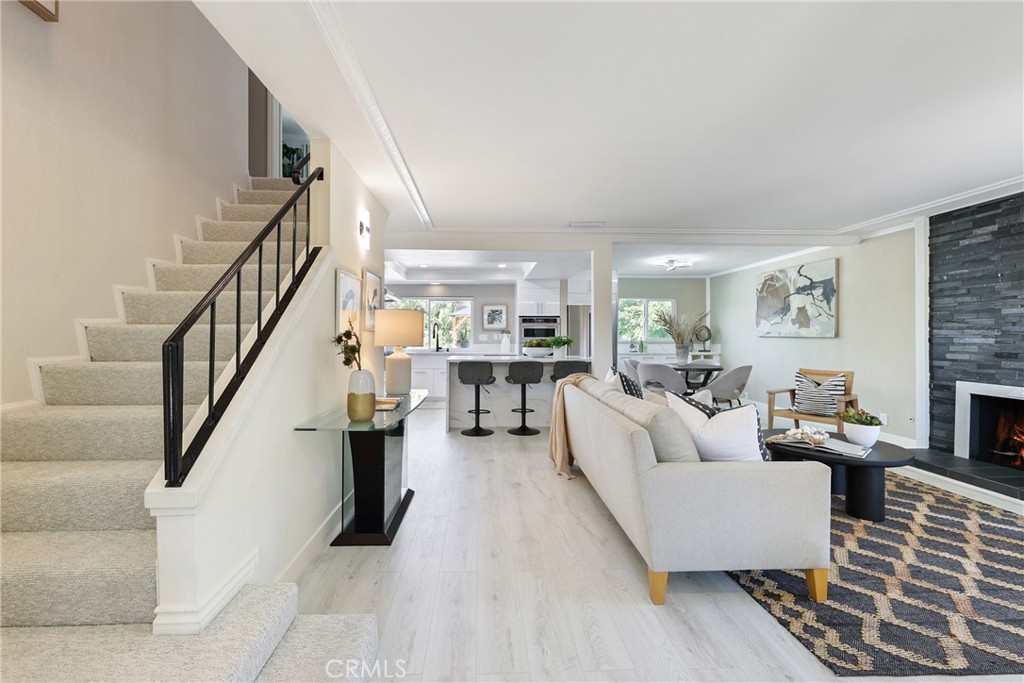 2798 Redwing Circle