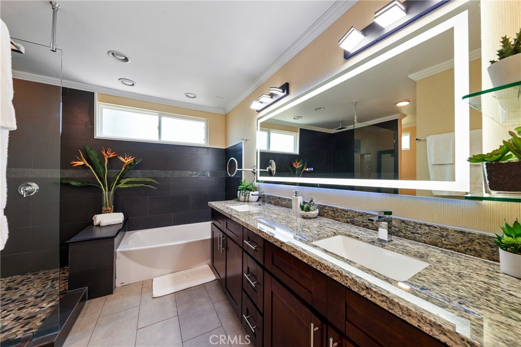 2798 Redwing Circle