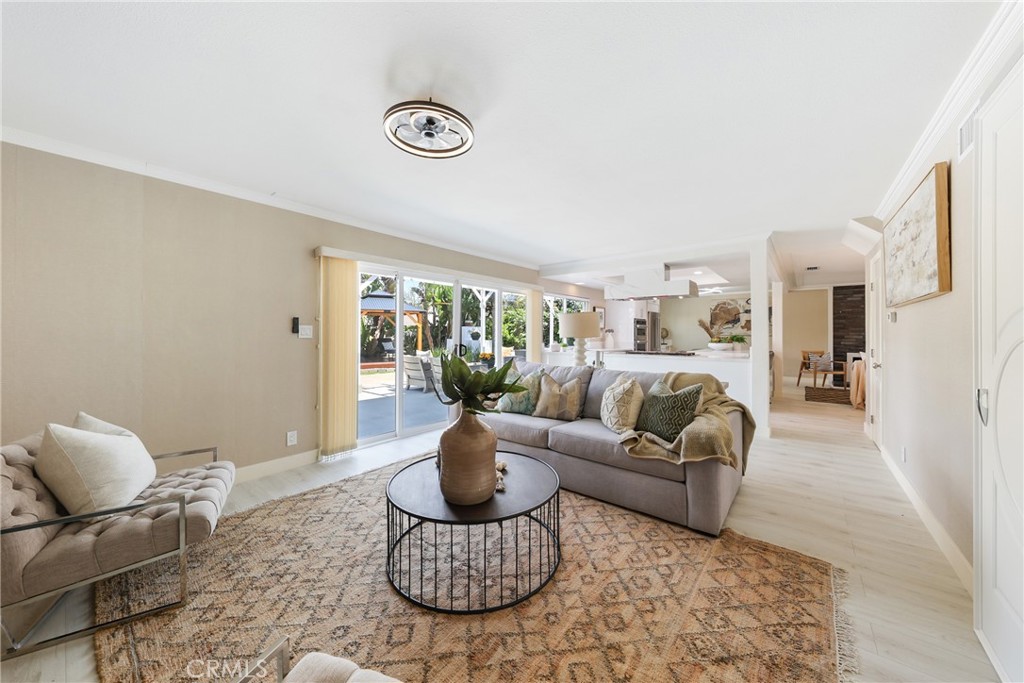 2798 Redwing Circle