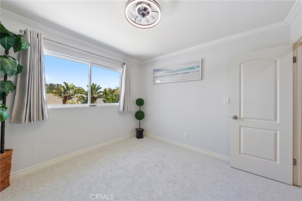 2798 Redwing Circle