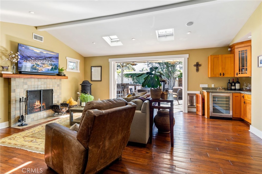 3030 Ceylon Road