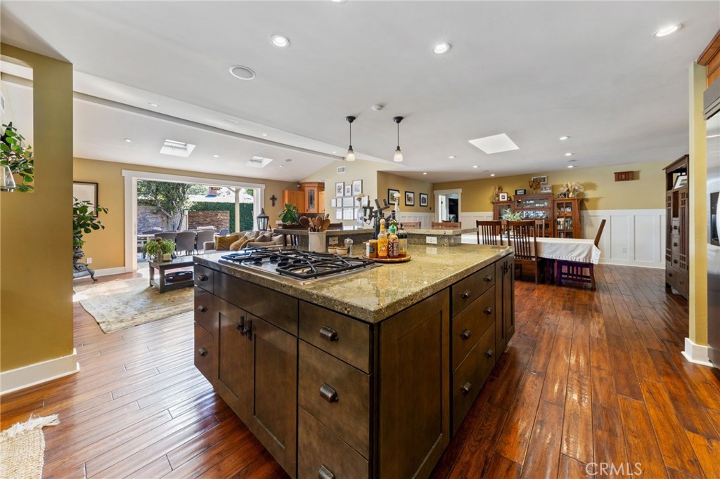 3030 Ceylon Road