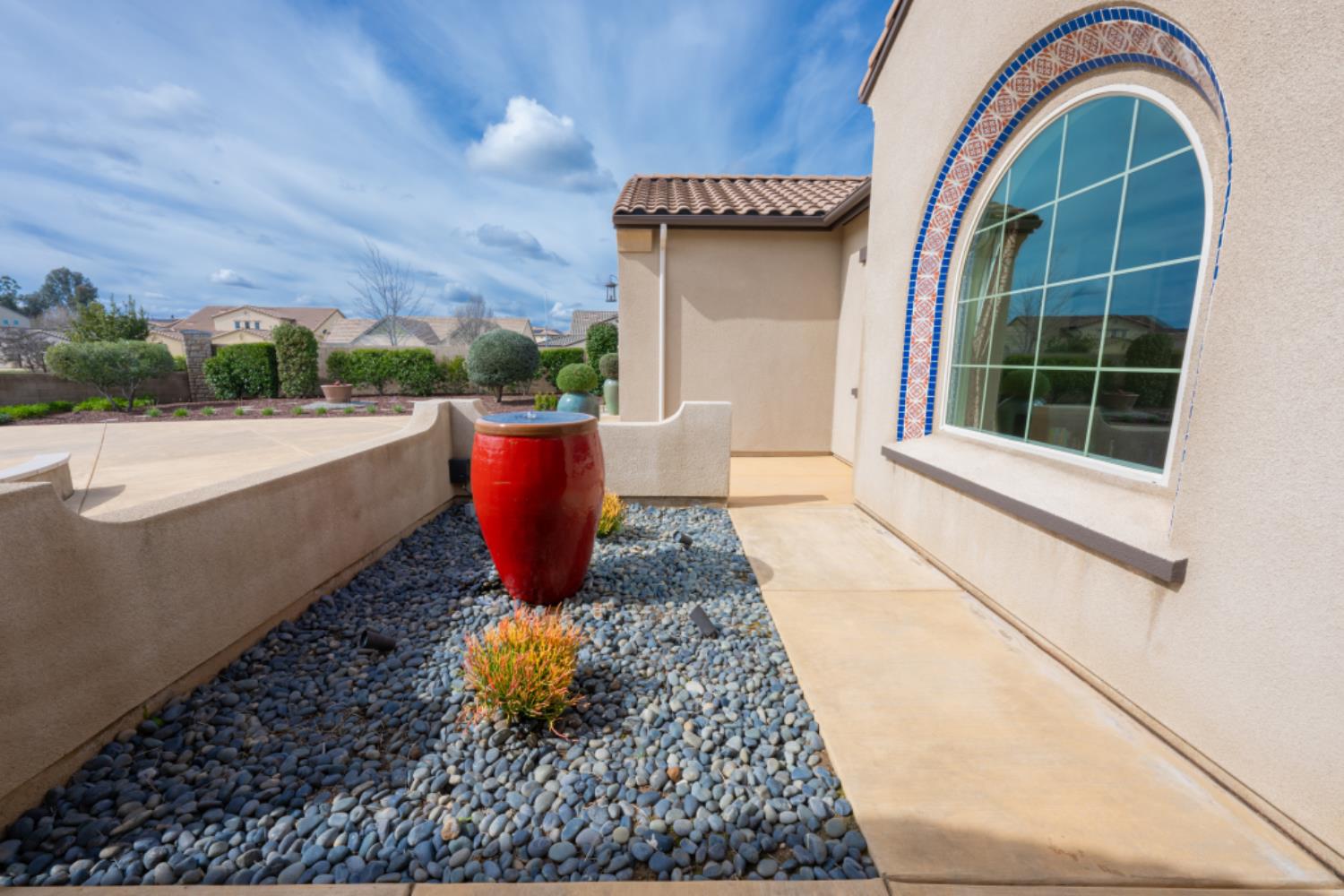 3205 Lexington Avenue