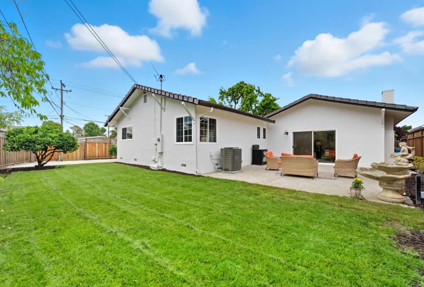3392 Geneva Drive