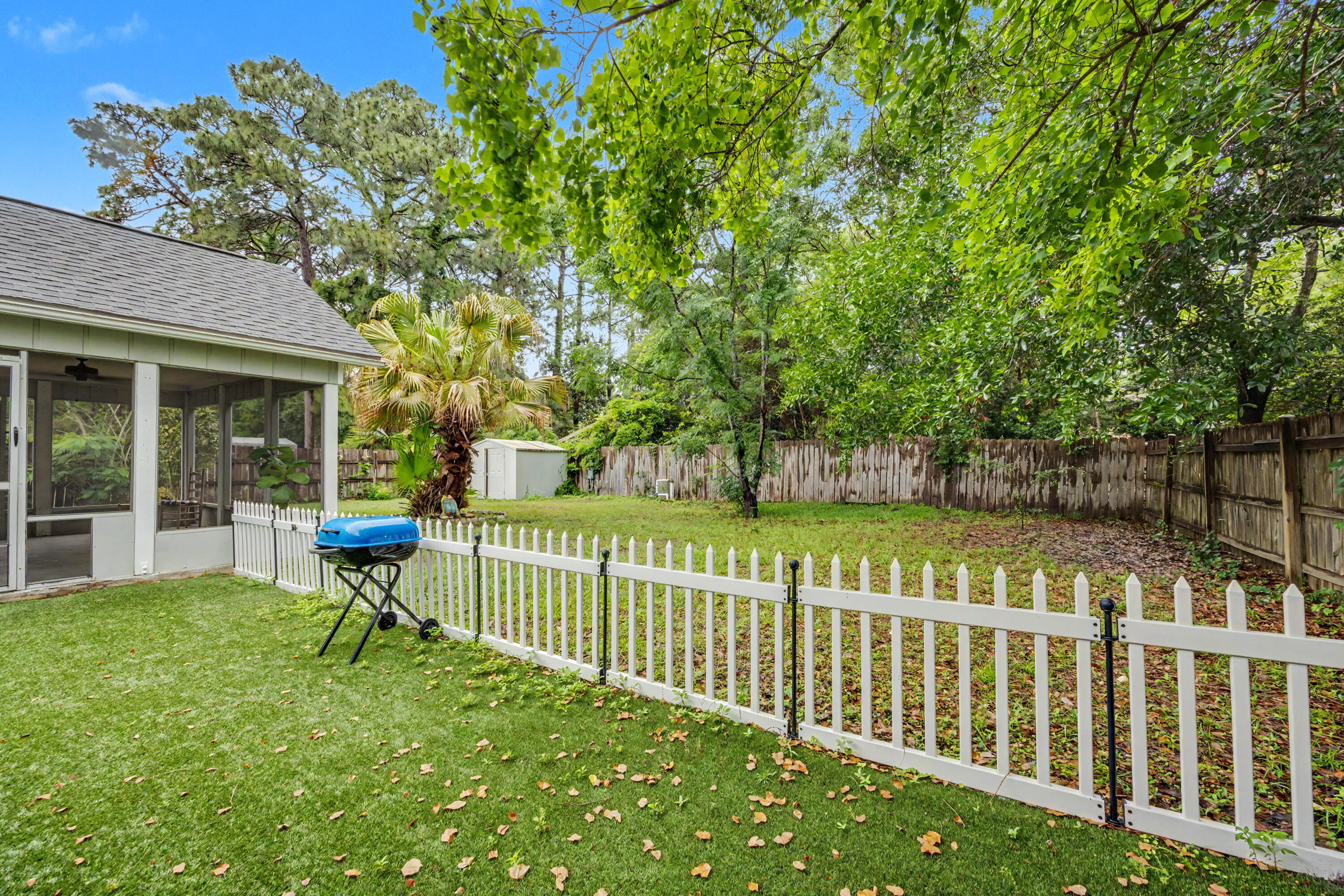 112 Meadow Woods Lane