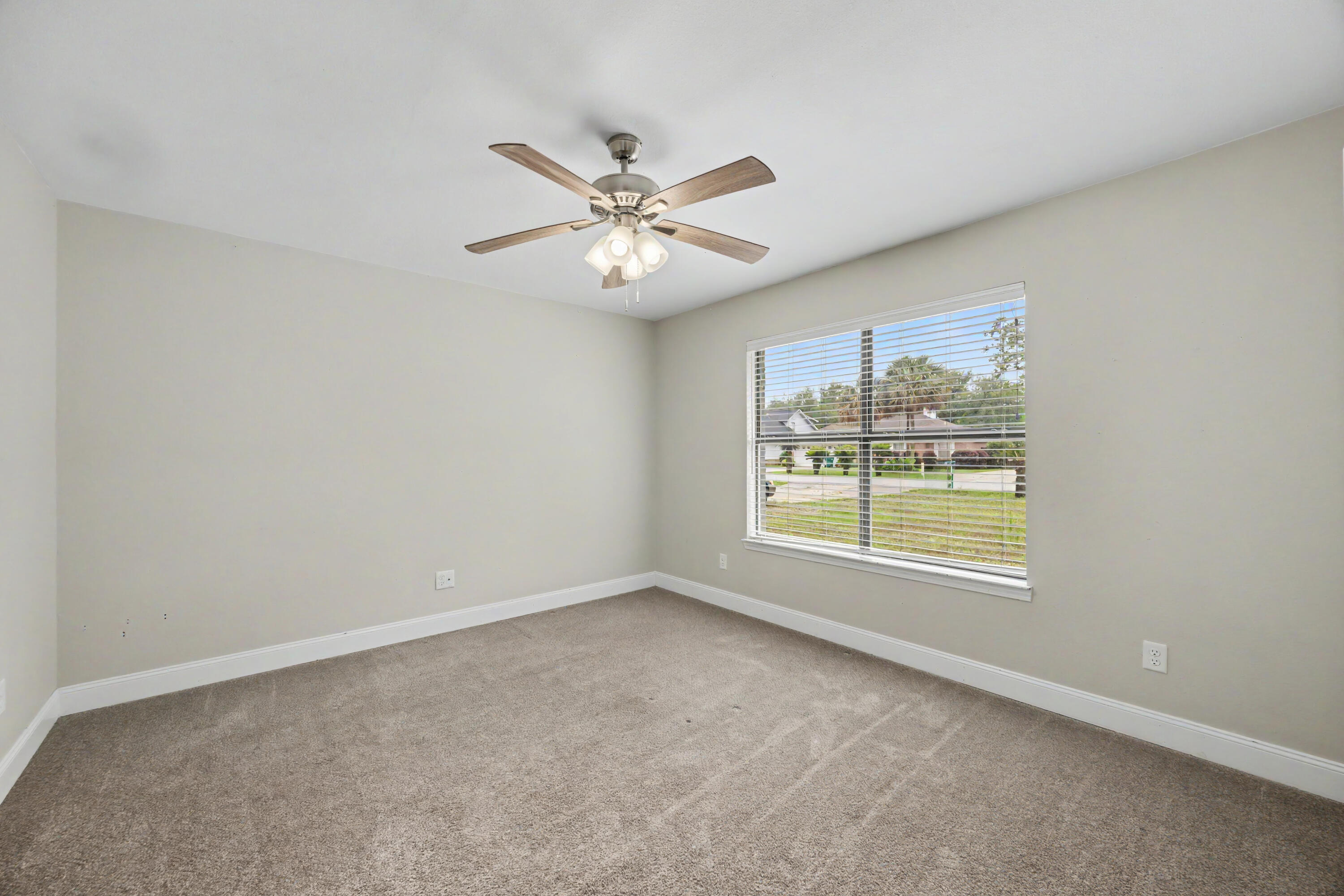 112 Meadow Woods Lane