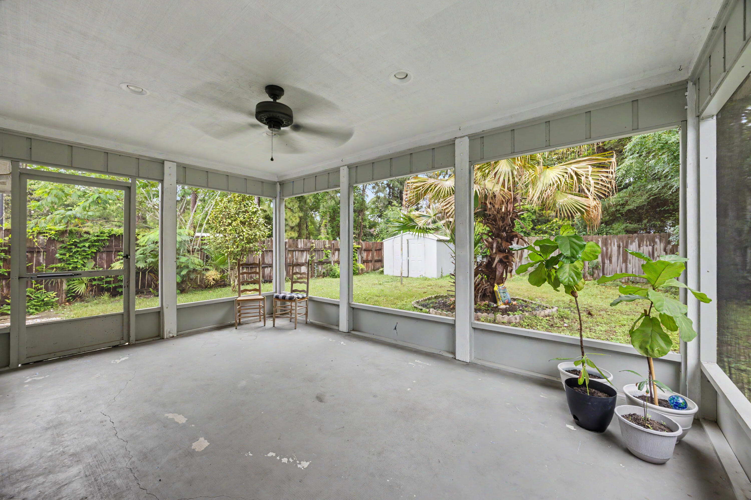 112 Meadow Woods Lane