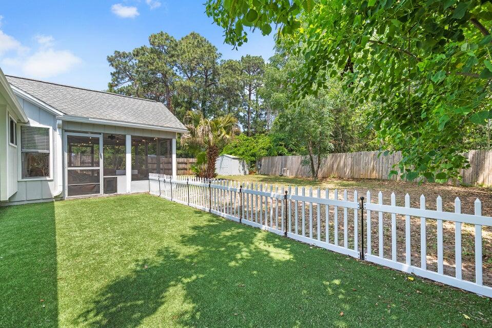 112 Meadow Woods Lane