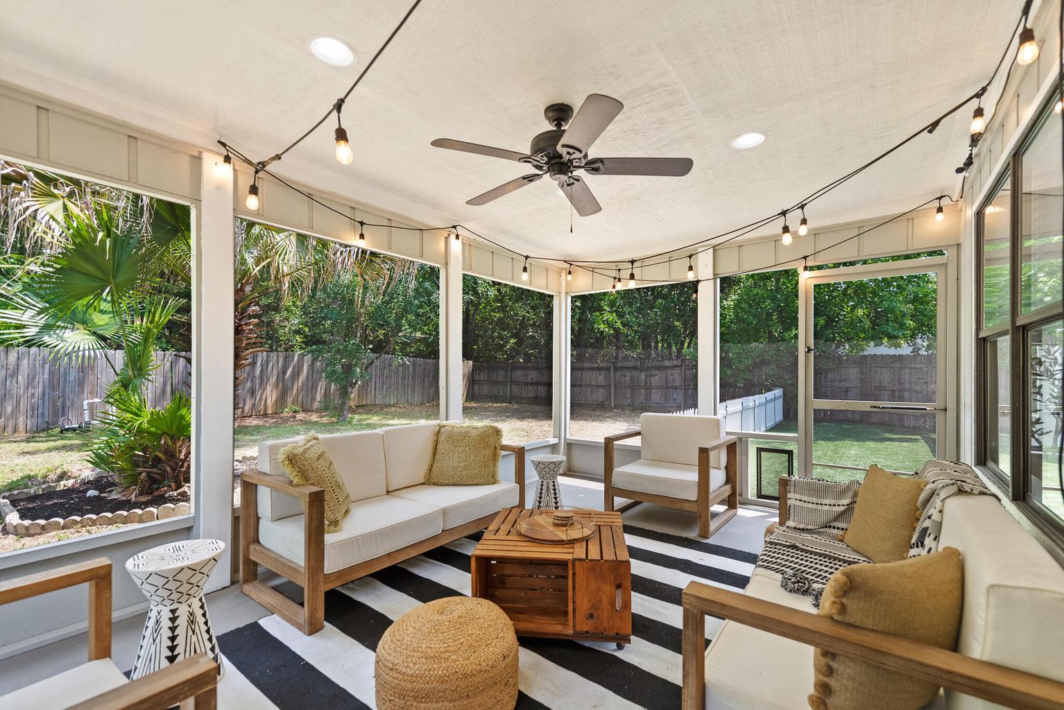 112 Meadow Woods Lane