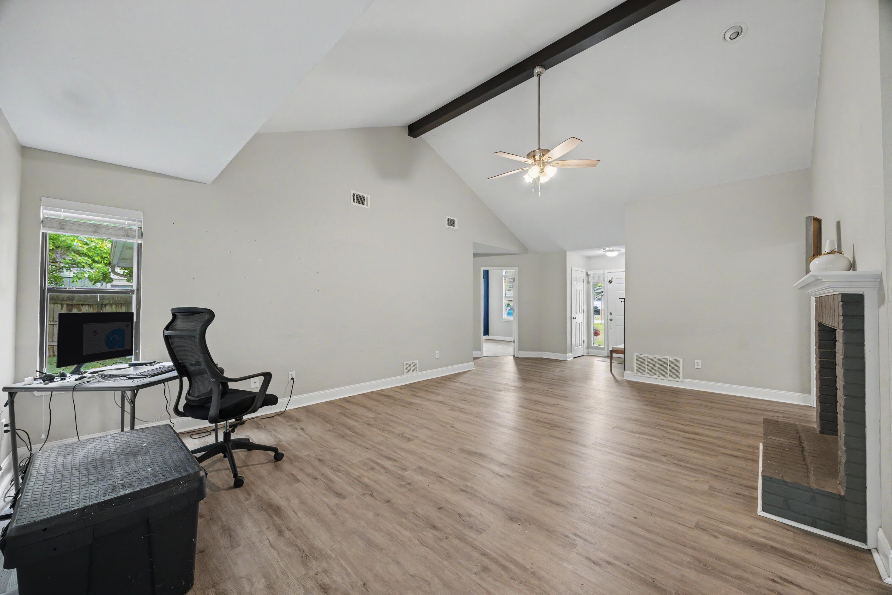 112 Meadow Woods Lane