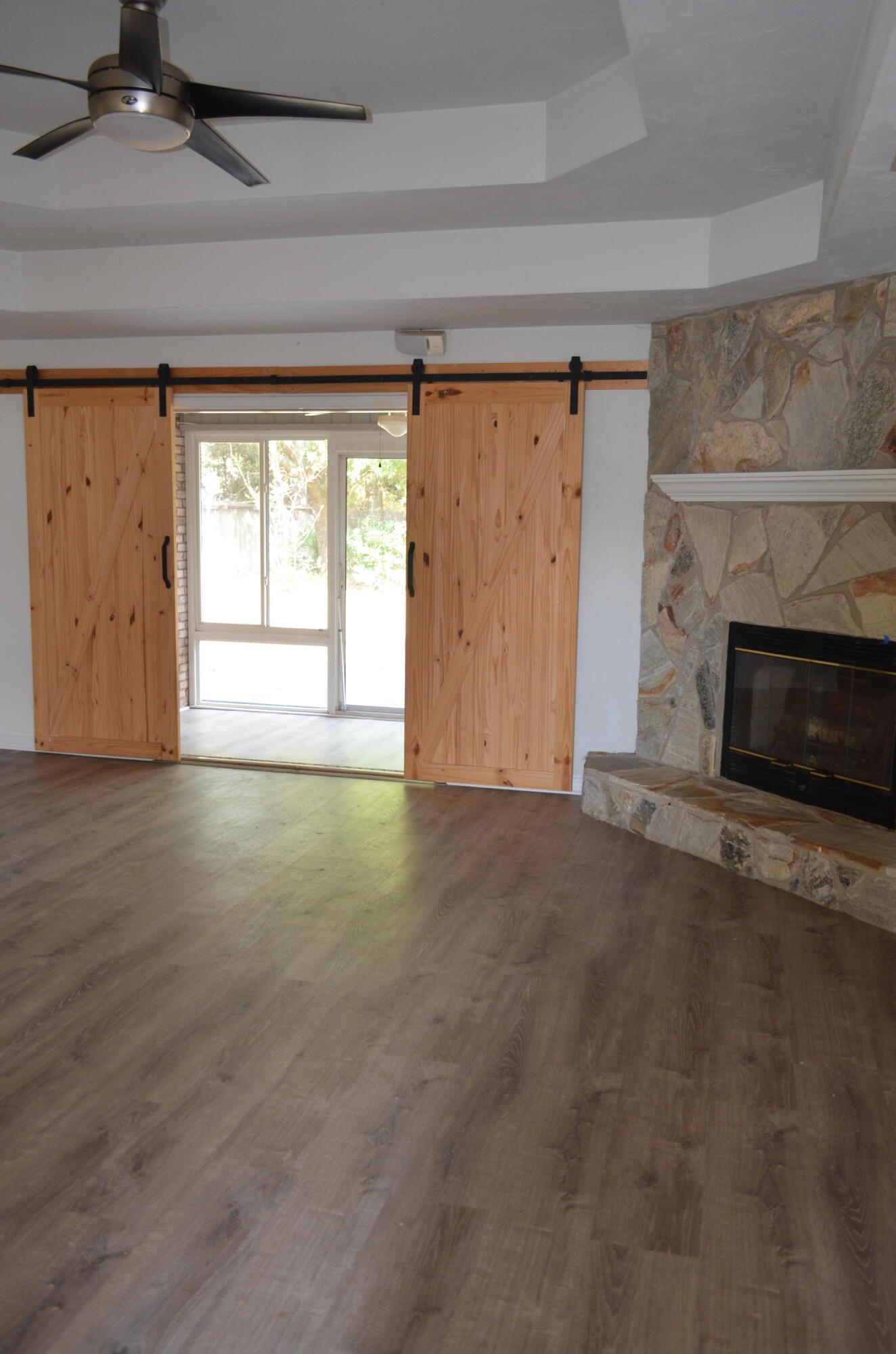 118 Meadow Woods Lane