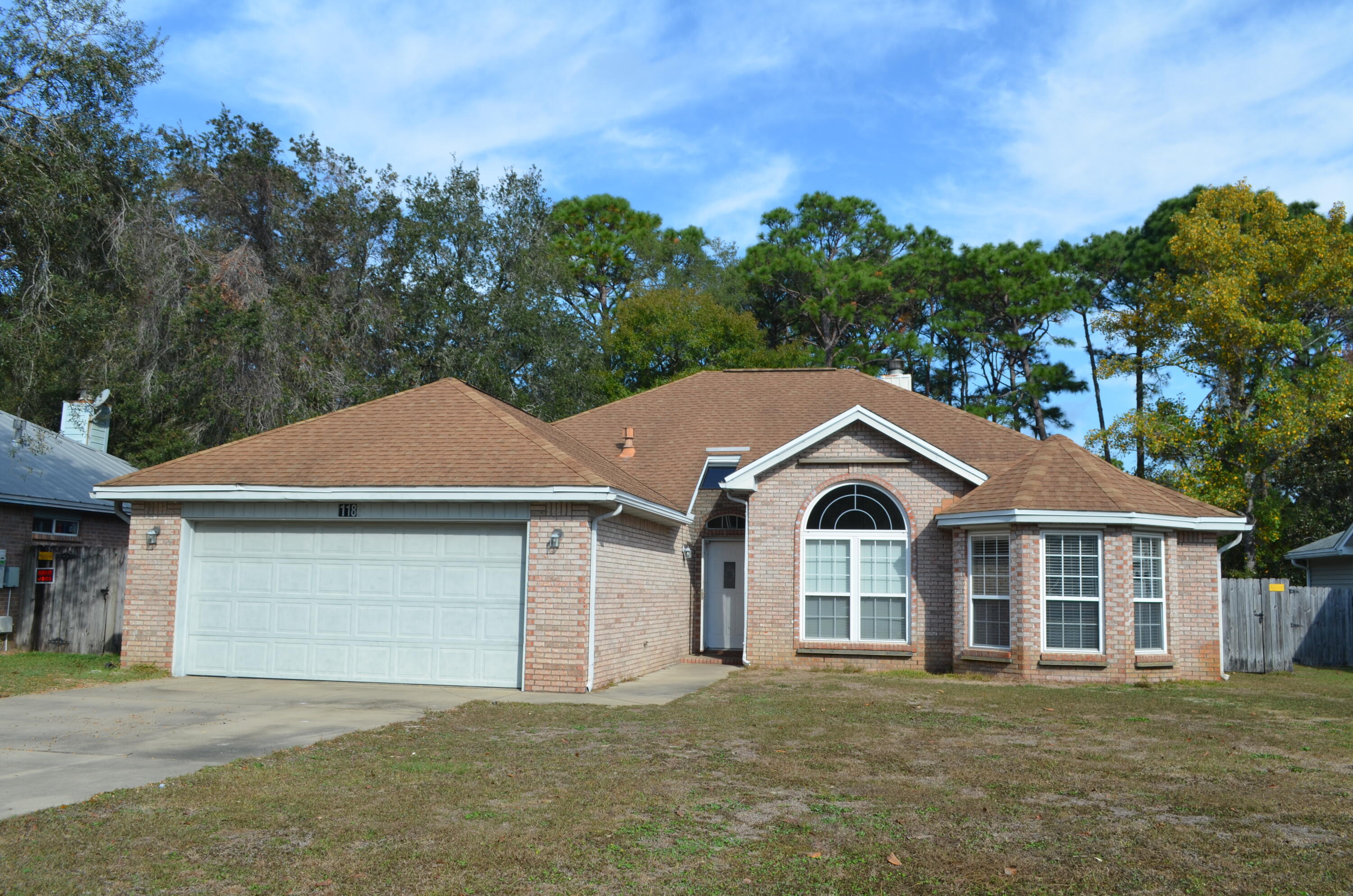 118 Meadow Woods Lane