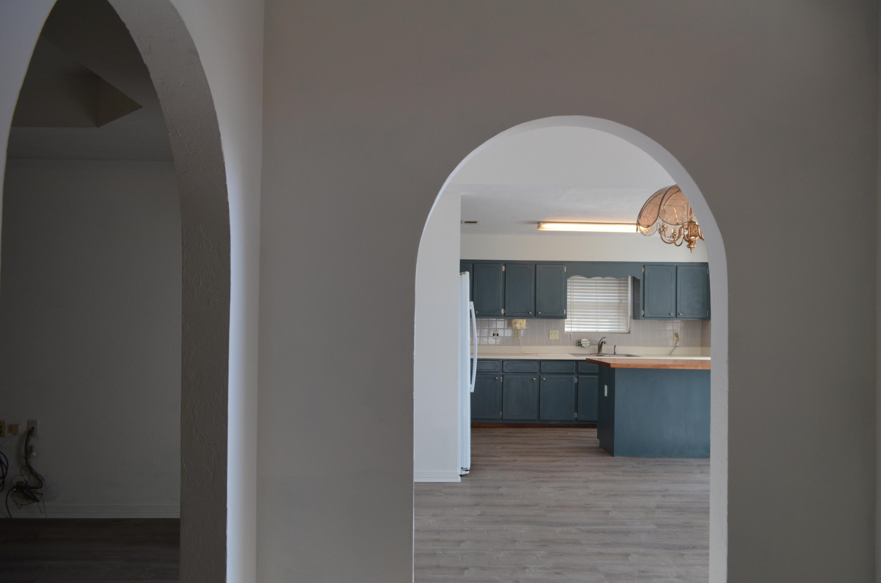 118 Meadow Woods Lane