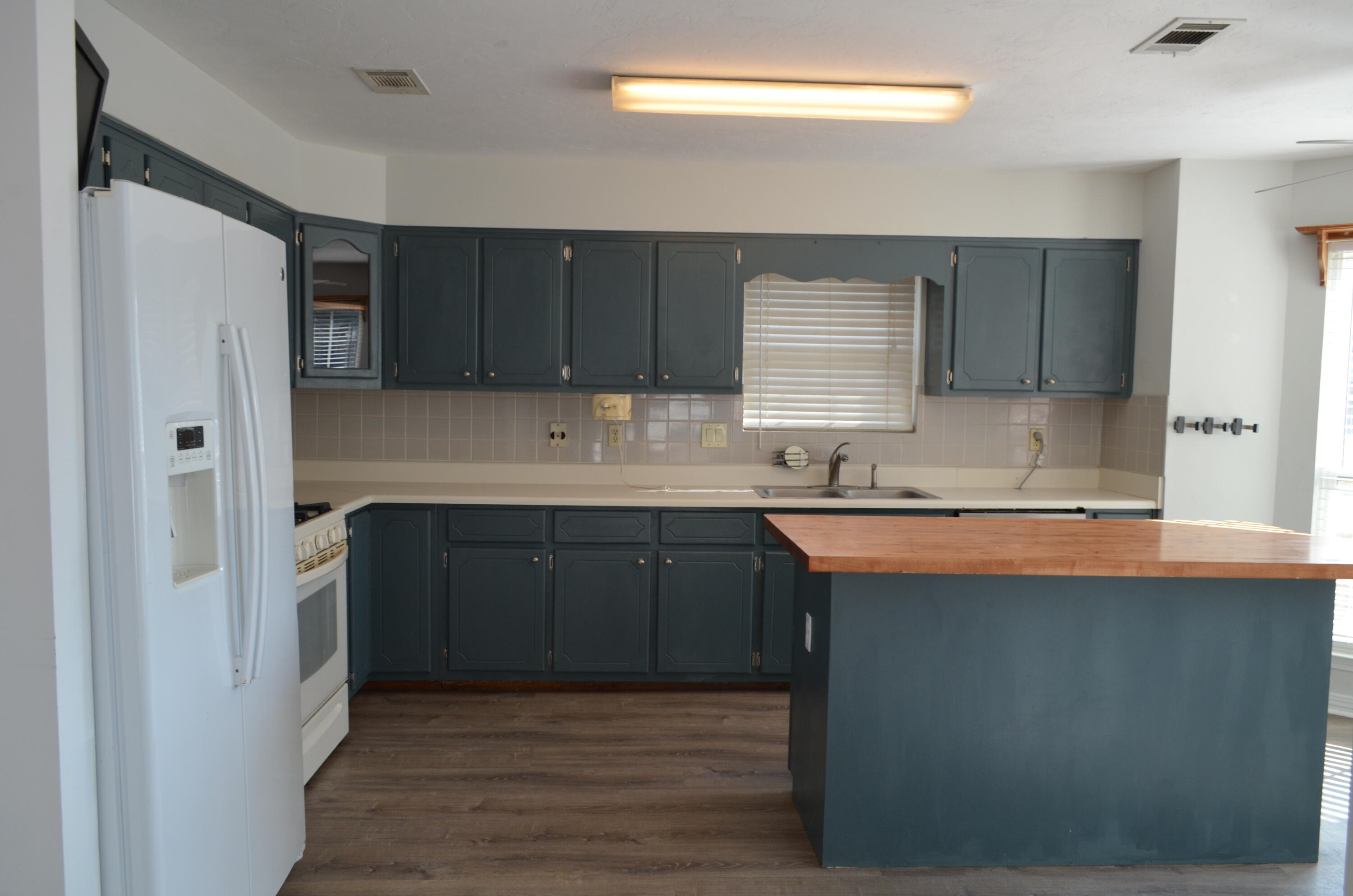 118 Meadow Woods Lane