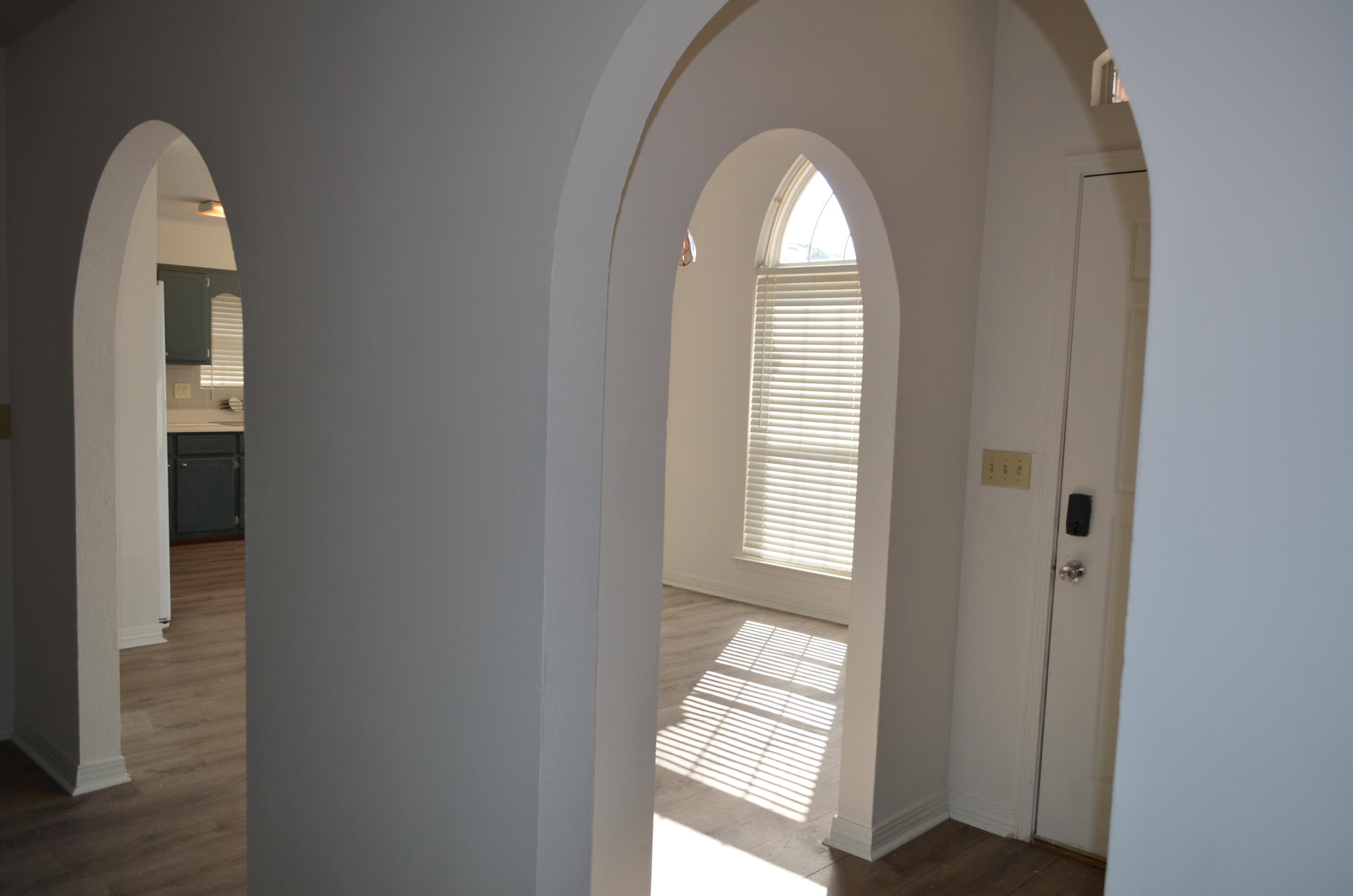 118 Meadow Woods Lane