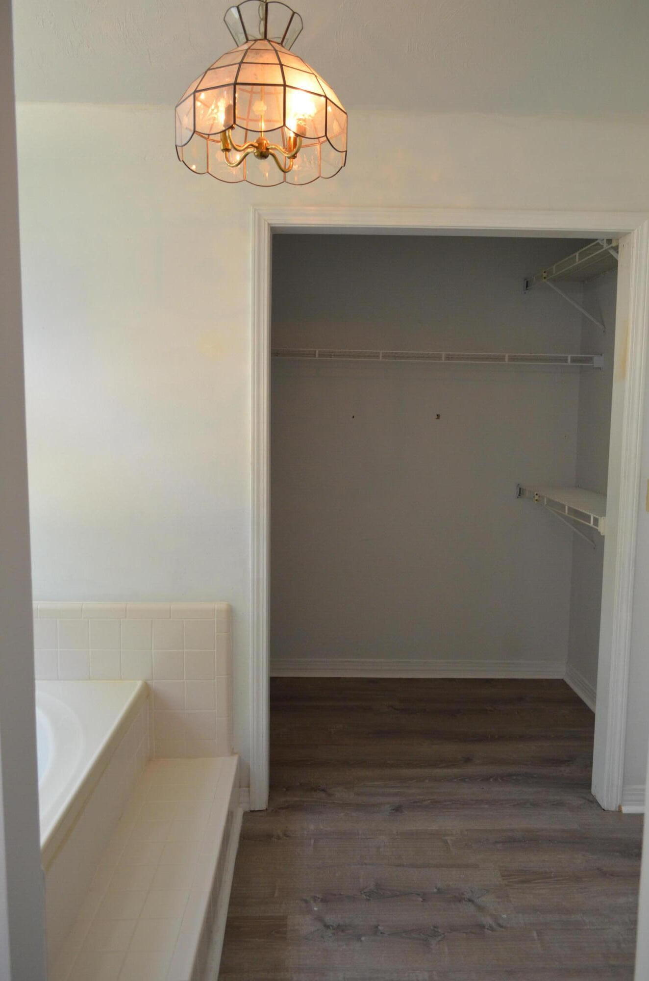 118 Meadow Woods Lane