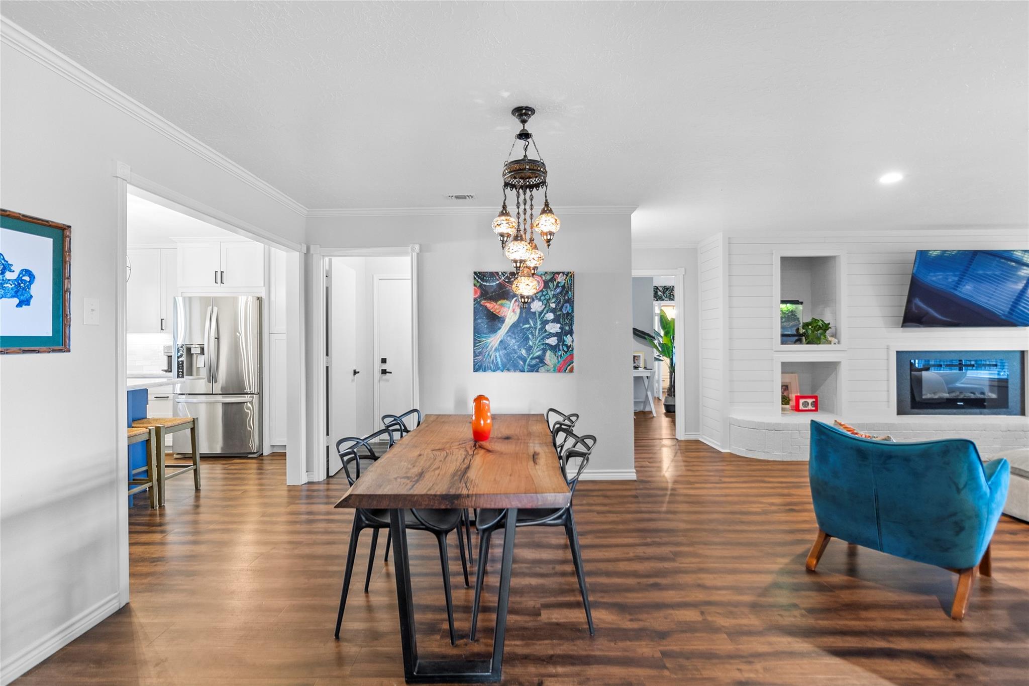 2980 Bluebonnet Boulevard