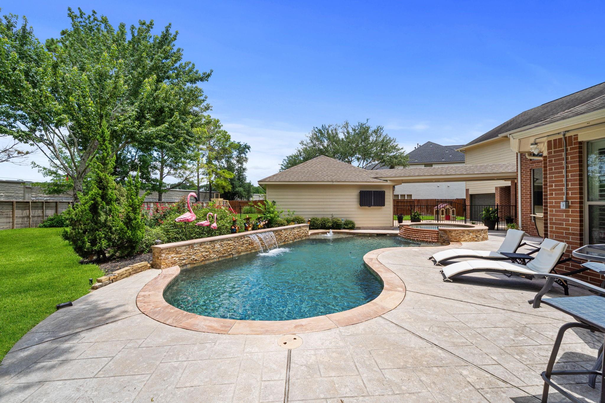 1014 Woodcreek Cove Lane