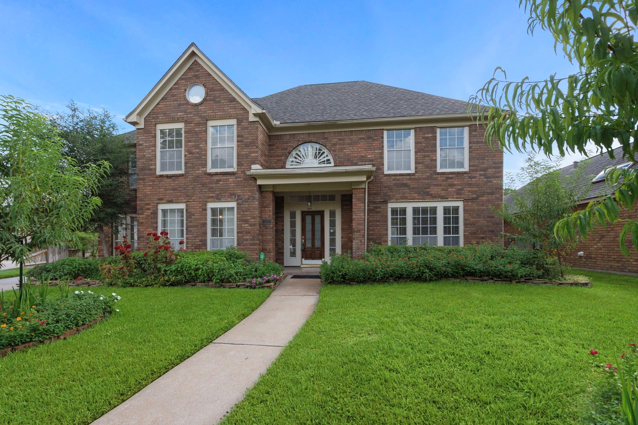 7414 Starbridge Drive