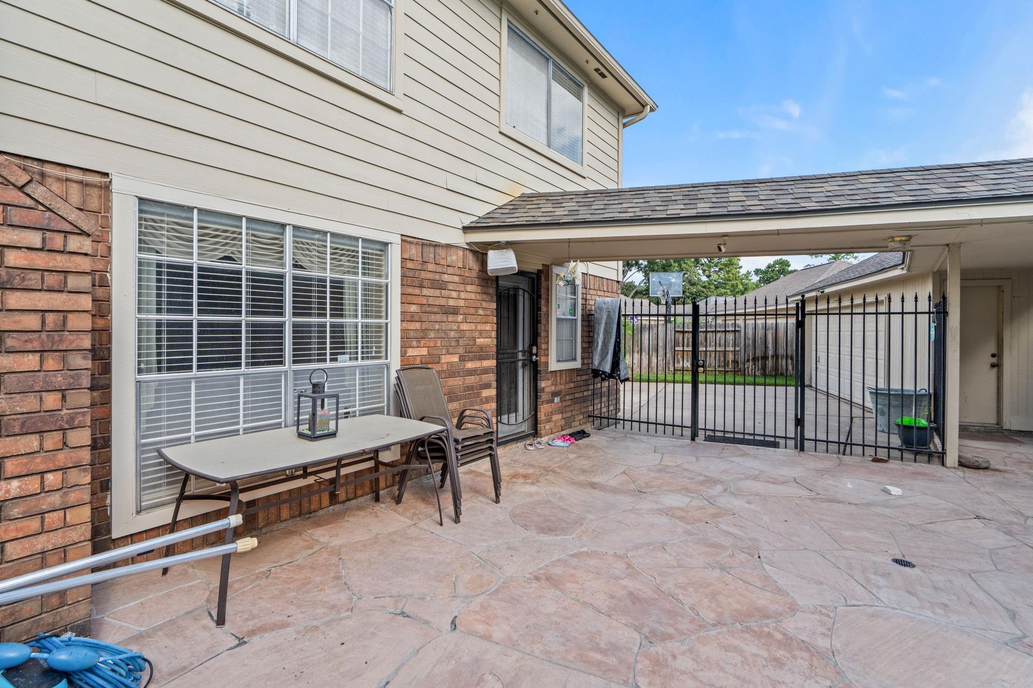 7414 Starbridge Drive