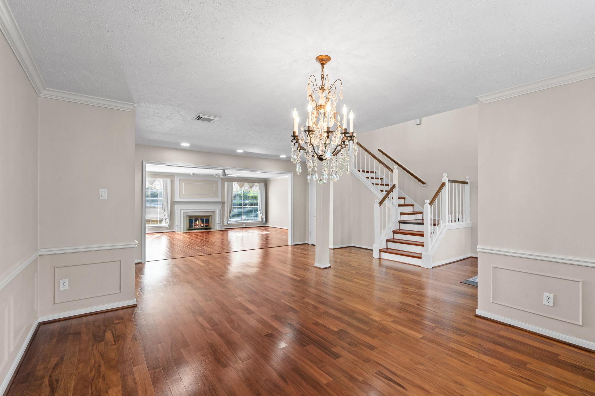 7414 Starbridge Drive