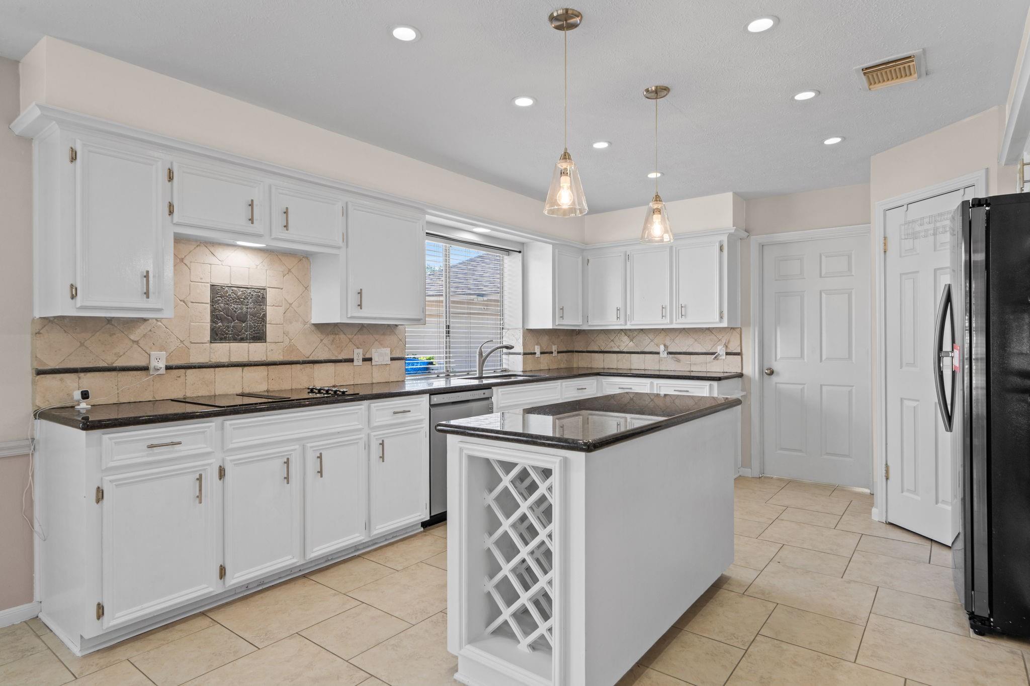 7414 Starbridge Drive