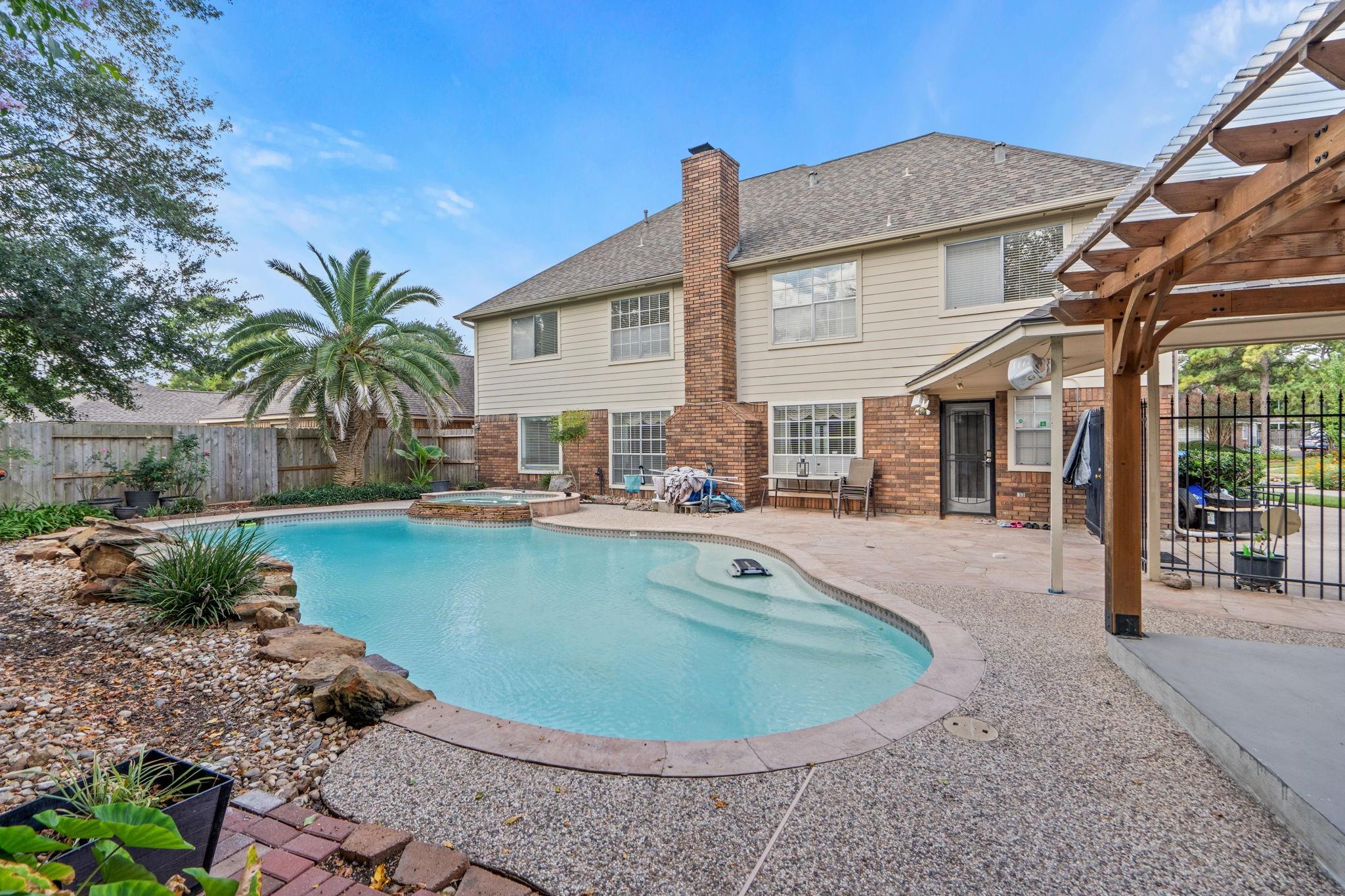 7414 Starbridge Drive