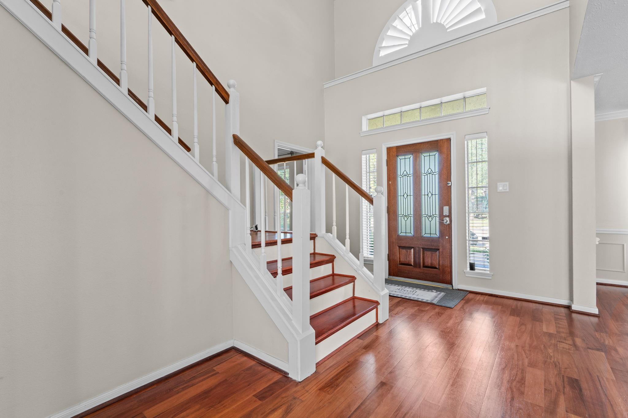 7414 Starbridge Drive