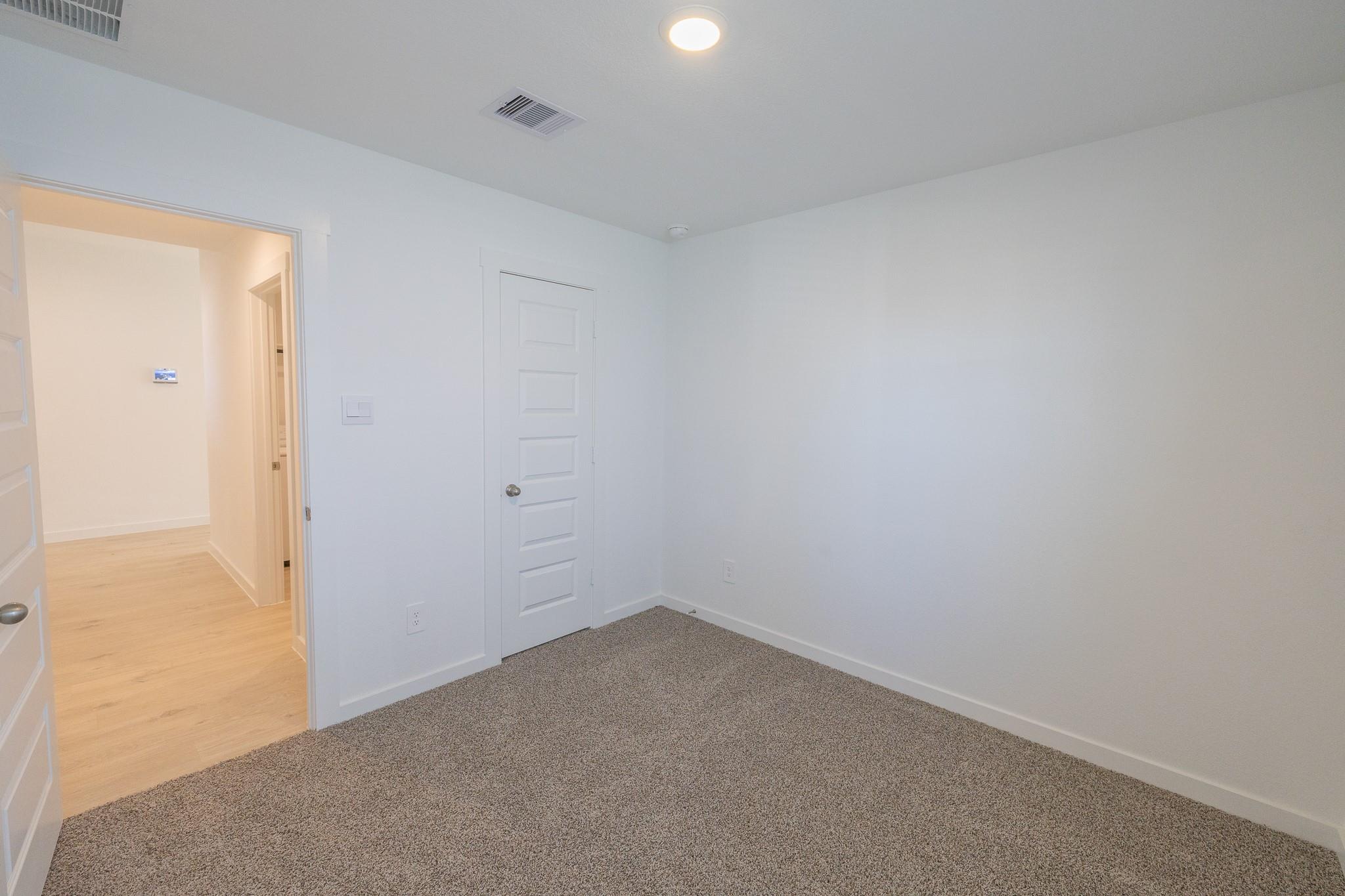 31715 Kellan Grove