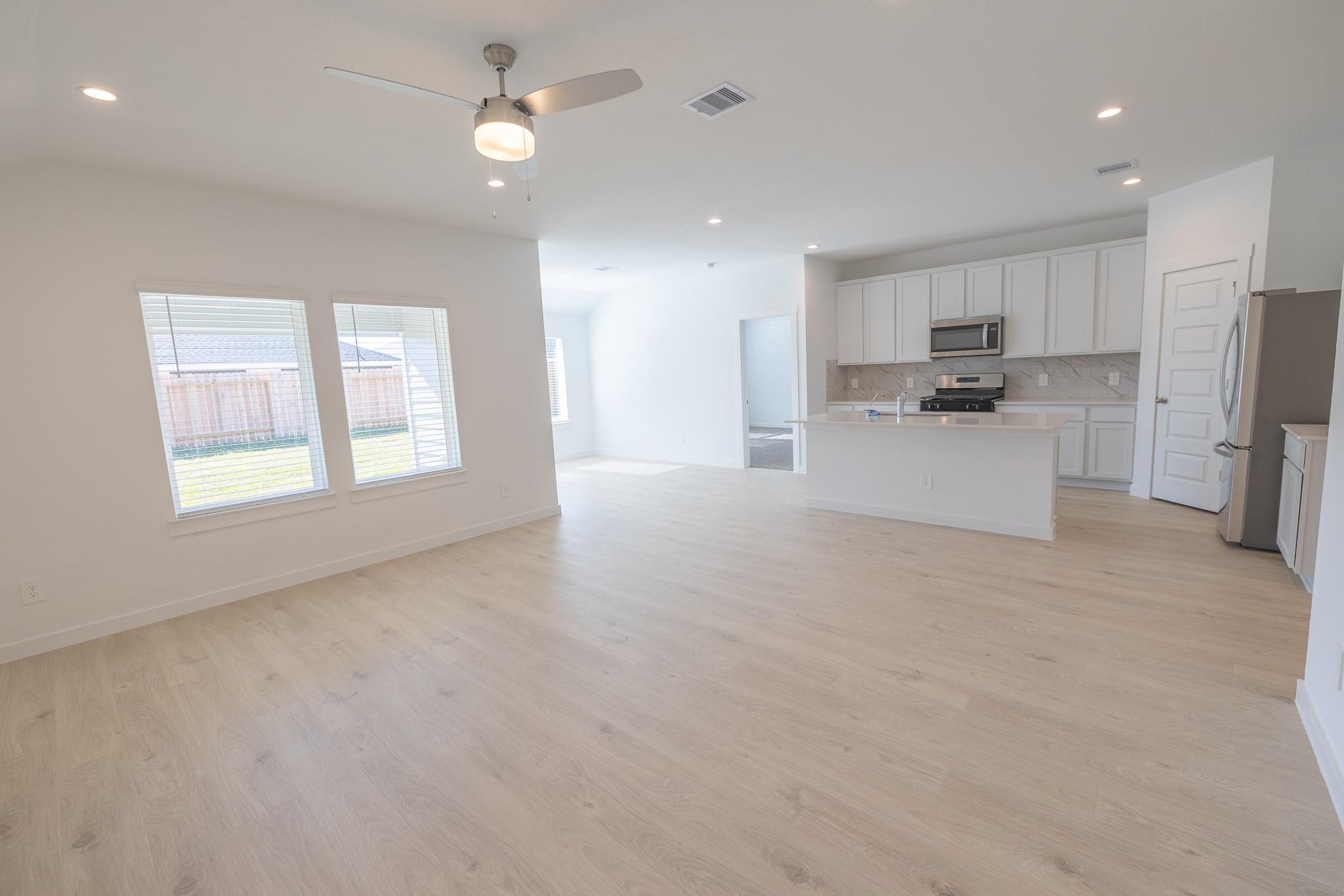 31715 Kellan Grove