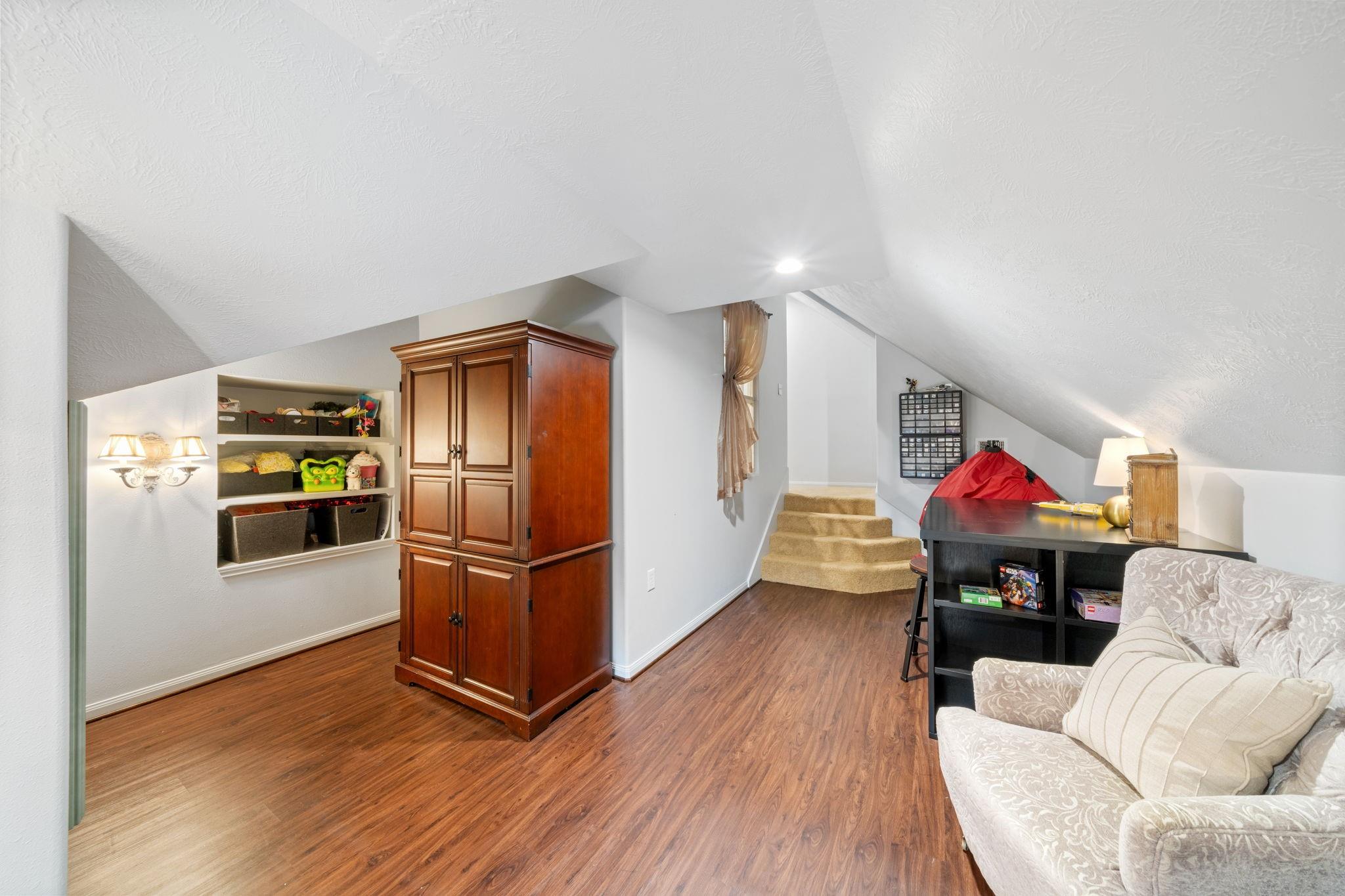 24015 Gentle Moss Lane