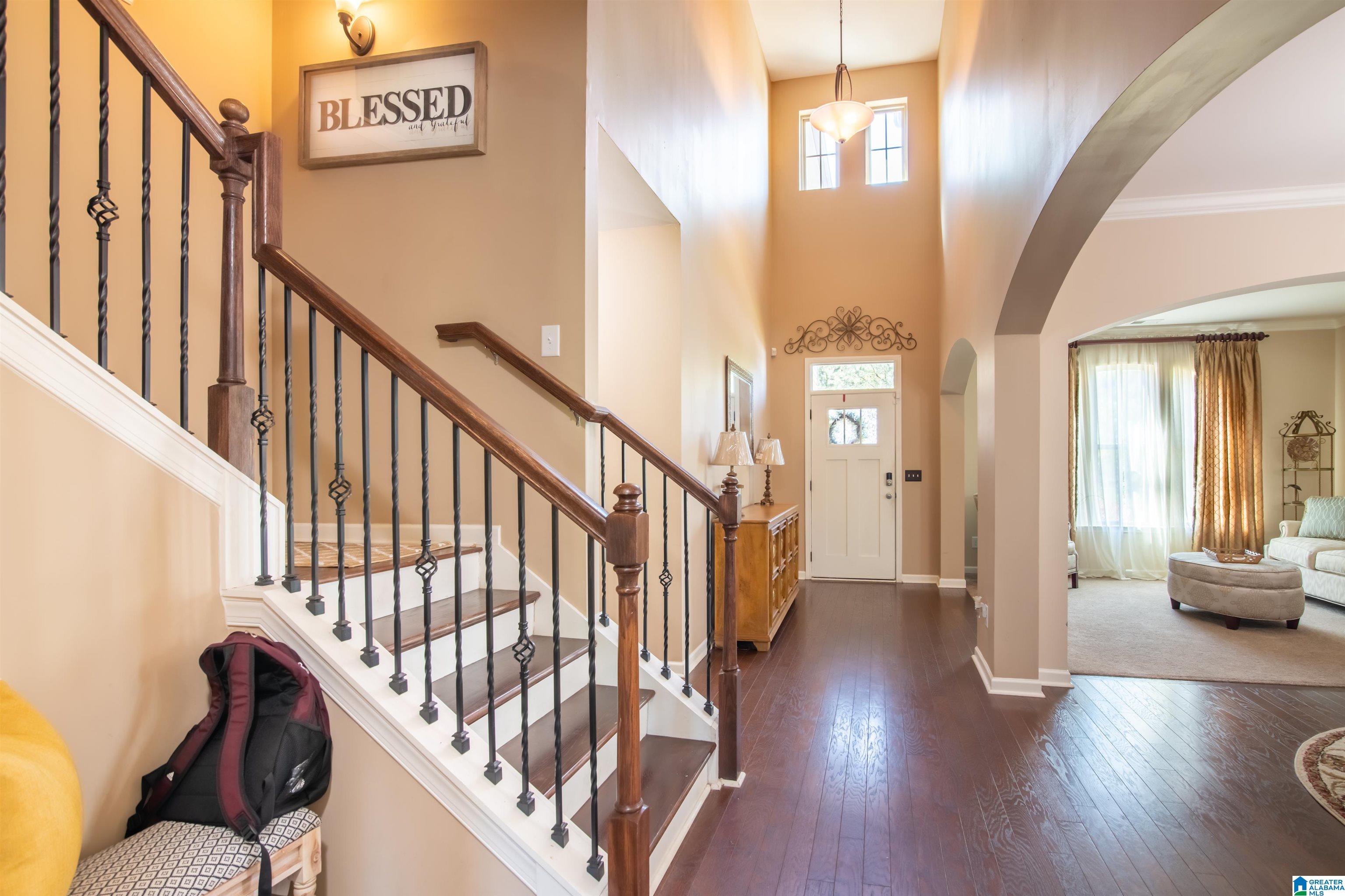 820 BROOKHAVEN DRIVE