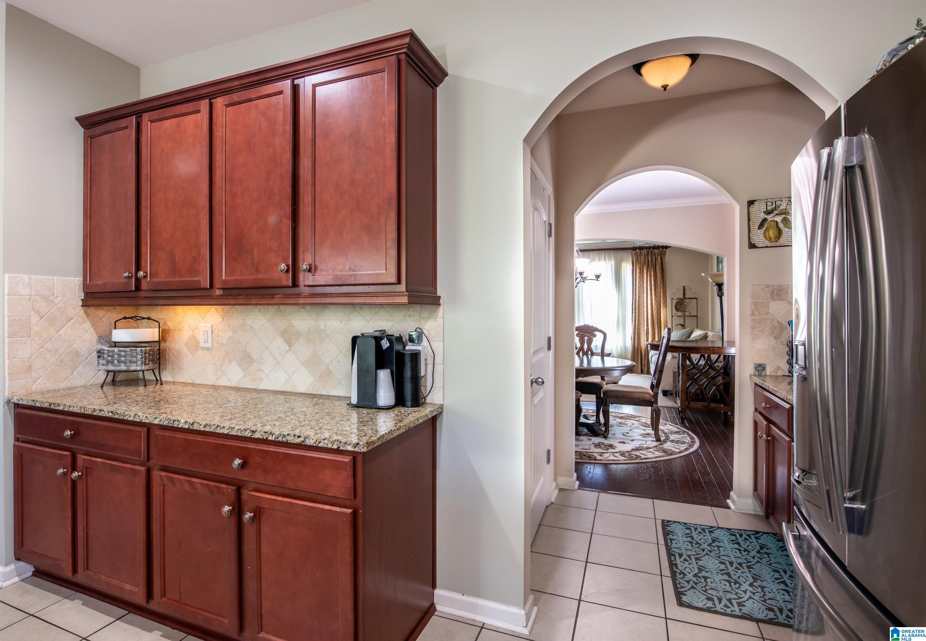 820 BROOKHAVEN DRIVE