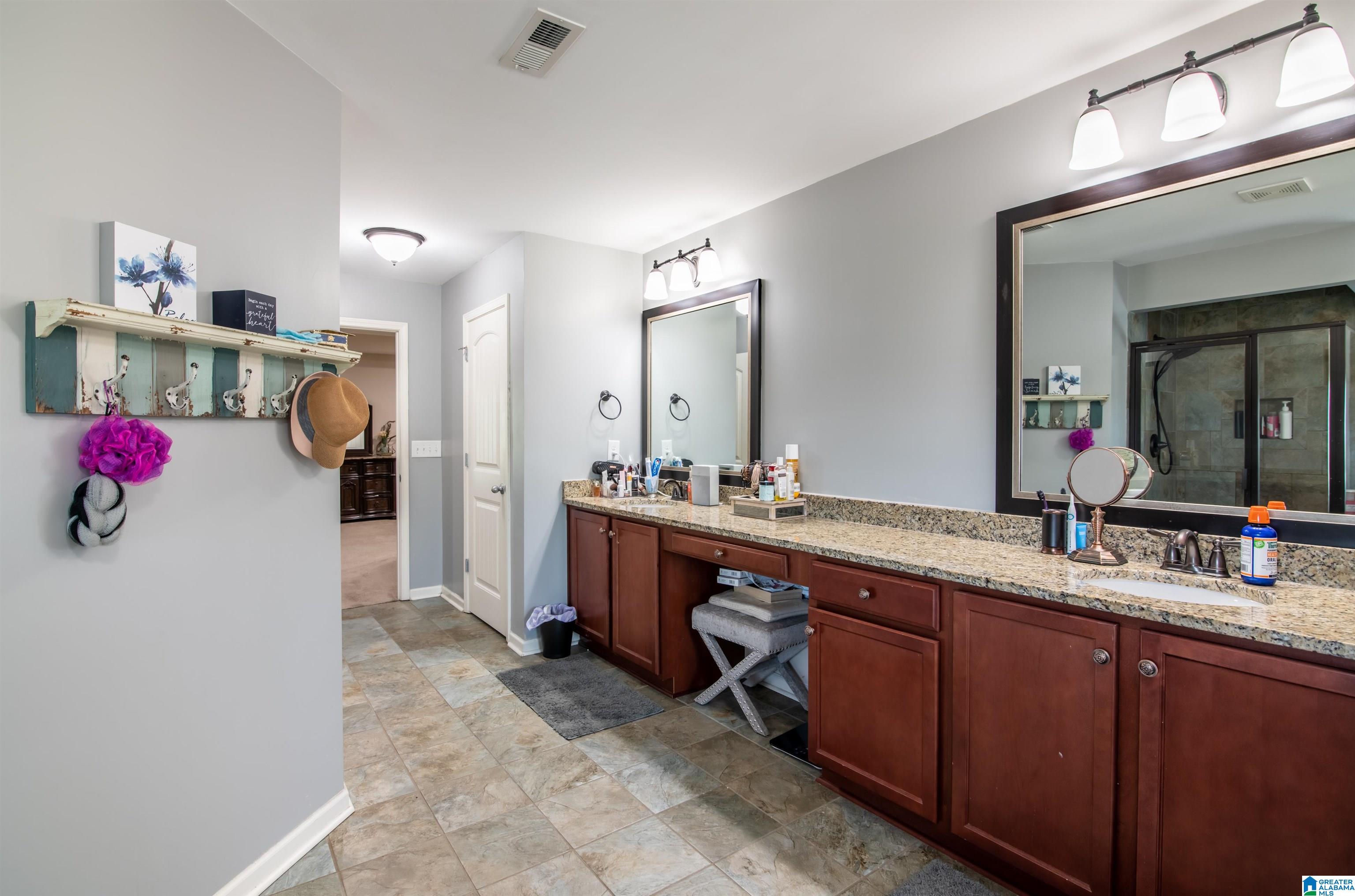 820 BROOKHAVEN DRIVE