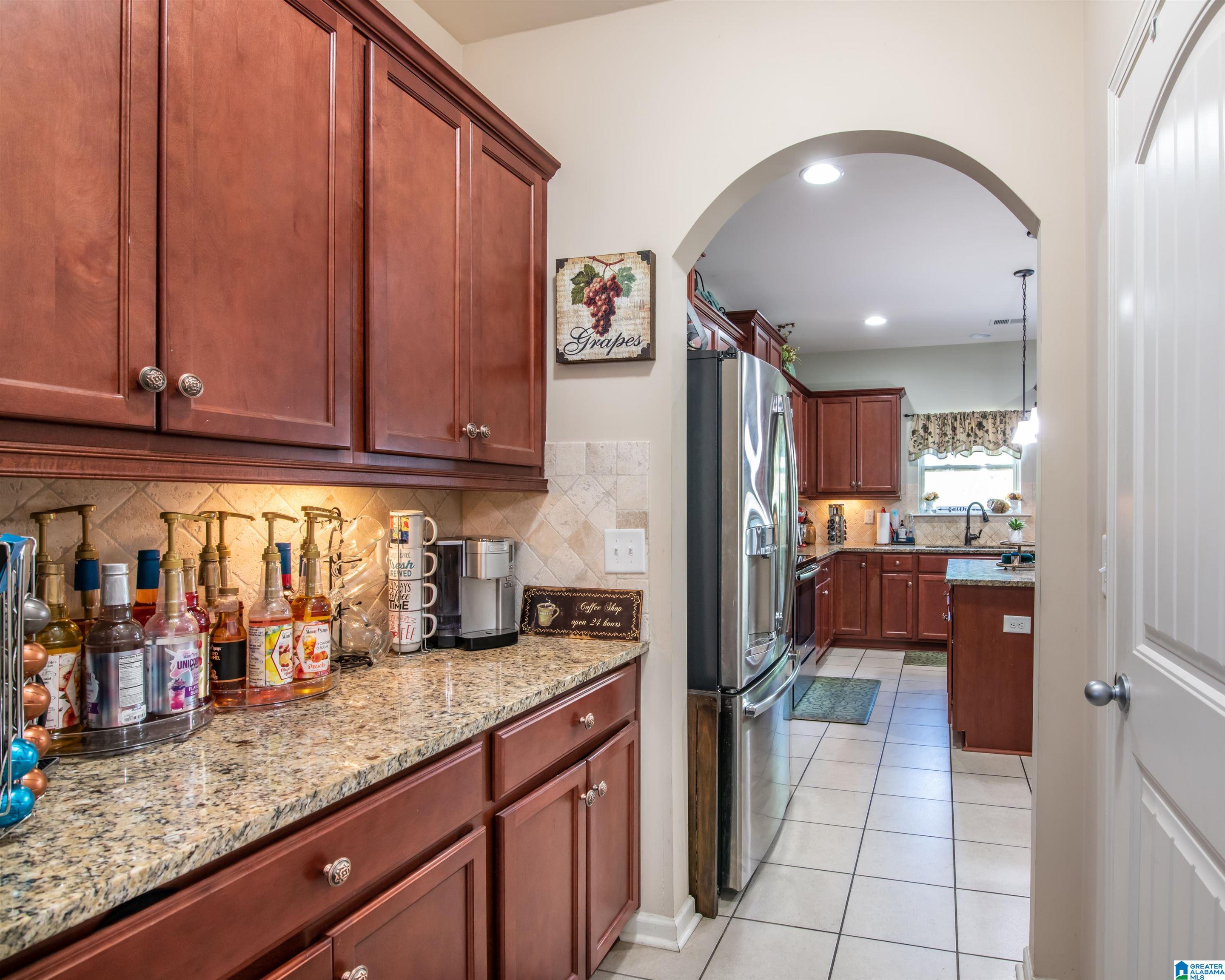 820 BROOKHAVEN DRIVE